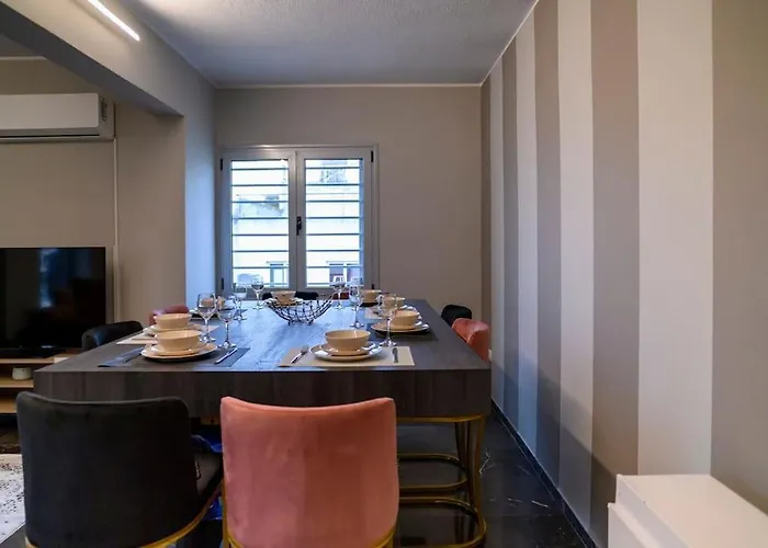 Subtle 3 Bed Luxury With A View