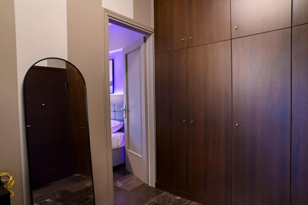 Subtle 3 Bed Luxury With A View Apartment *