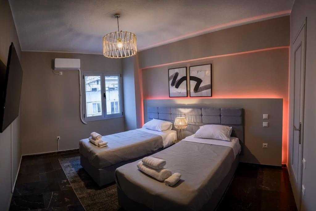 Subtle 3 Bed Luxury With A View Athen